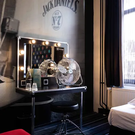 Backstage Hotel