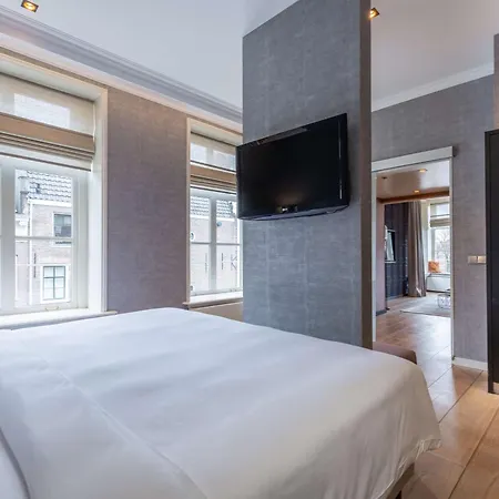 Radisson Blu Hotel, City Center 4*