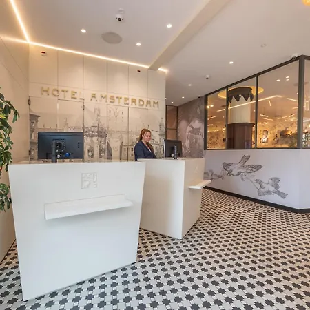 De Roode Leeuw 4*