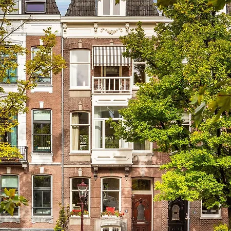 Amstel Corner