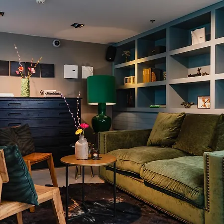 De Hallen Hotel 4*