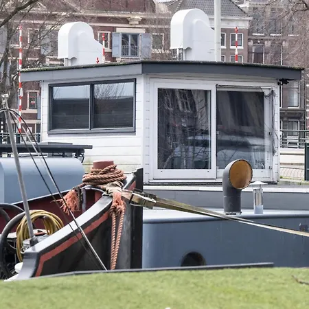 Houseboat-amsterdam * Amsterdam