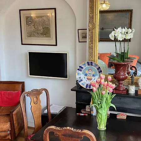 Canal View Bed & Breakfast