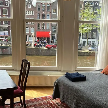 Bed & Breakfast Canal View *
