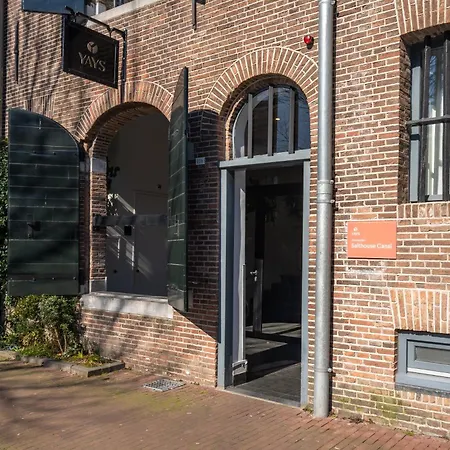 Yays Salthouse Canal Amsterdam