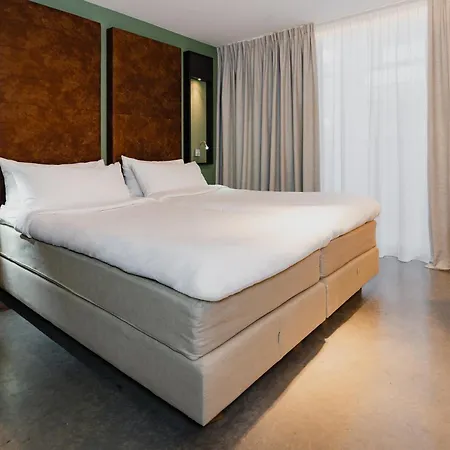 De Hallen Hotel
