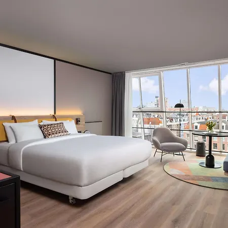 Hotel Avani Museum Quarter - Previously Nh Museum Quarter 4*