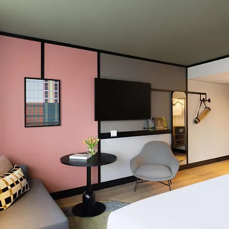 Avani Museum Quarter - Previously Nh Museum Quarter Hotel 4*