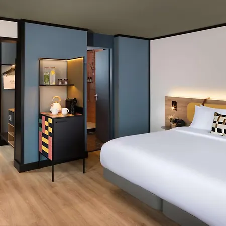 Hotel Avani Museum Quarter - Previously Nh Museum Quarter 4*