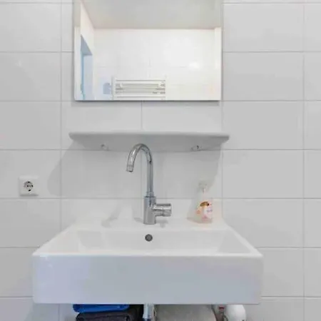 Large And Spacious 4-bedroom With Roofterras