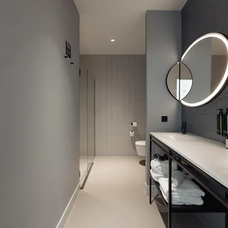 Hotel Conscious Museum Square 4*