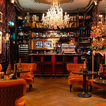 The Pavilions Amsterdam, The Toren 4*