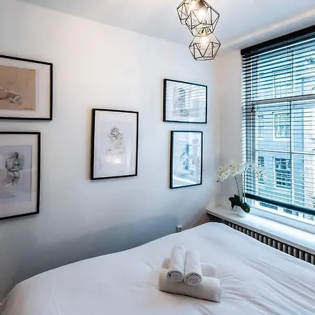 Luxurious Boutique In Center Oda ve Kahvaltı Amsterdam