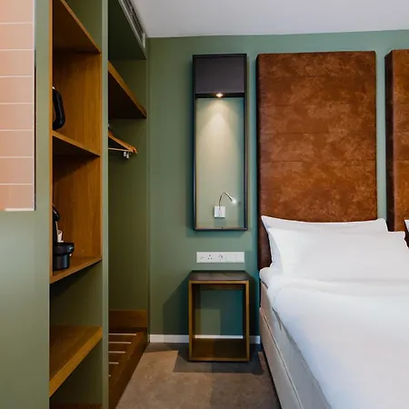 De Hallen Hotel 4*