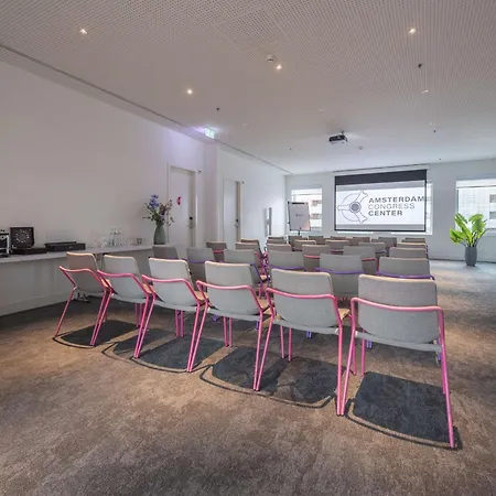 Hotel Park By Radisson West