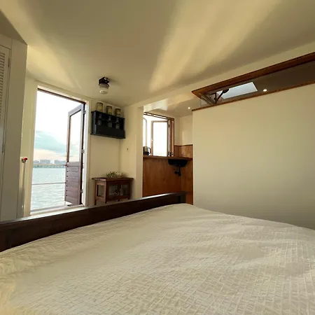 Casey's View House Boat Frühstückspension Amsterdam