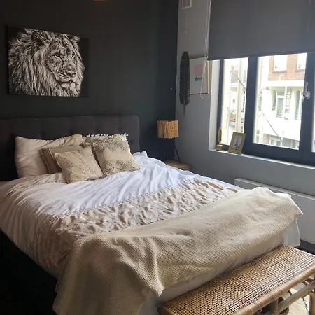 Apartman Cozy With Large Roof Terrace *
