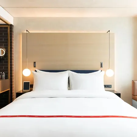 Ruby Emma Hotel 4*