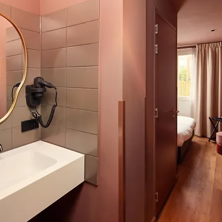 The Elephant Hostel Amsterdam