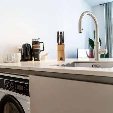 Cozy One Bedroom At Centrum Appartamento