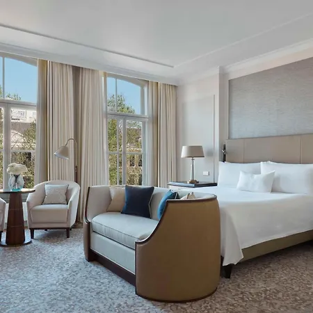 Waldorf Astoria Hotel