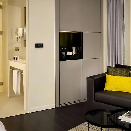 Hotel Park Plaza Victoria