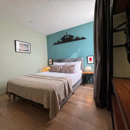 Decor Canal House Bed & Breakfast Amsterdam