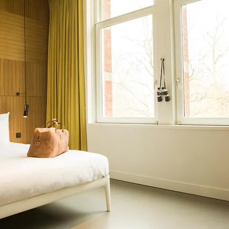 Otel Conscious Westerpark 4*