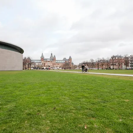 아파트 Residences Museum District *