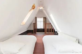 Отель Monnikenstraat Амстердам