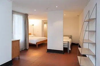 Отель Monnikenstraat Амстердам