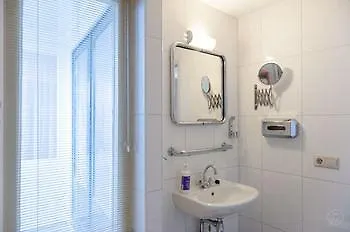 Отель Monnikenstraat