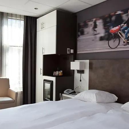 De Roode Leeuw Hotel 4*