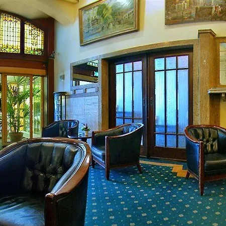 Nh Schiller Hotel 4*
