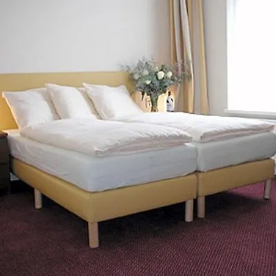 Mozart Hotel 2*