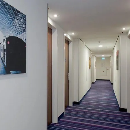 Hotel Express - Sloterdijk Station By Ihg Amsterdam