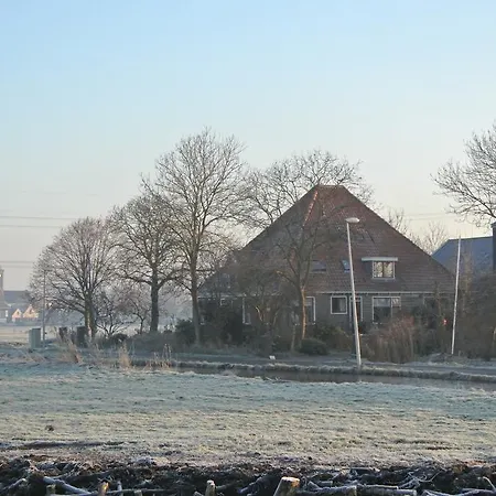 Voorhuis En Klein Waterland *
