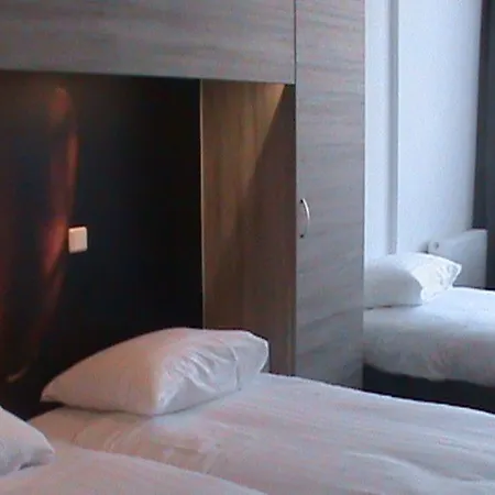 Atlantis Hotel 3*