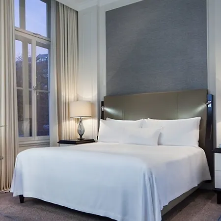Waldorf Astoria 5*