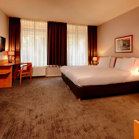 Leonardo City Center Hotel 4*