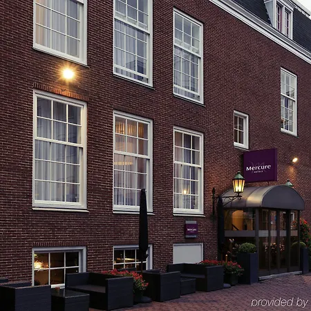 Hotel Mercure Centre Canal District 4*