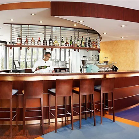 Hotel Avani Museum Quarter - Previously Nh Museum Quarter 4*