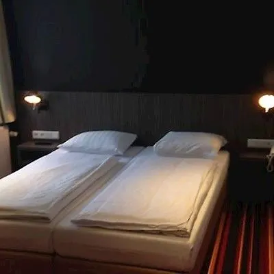 Mozart 2* Amsterdam