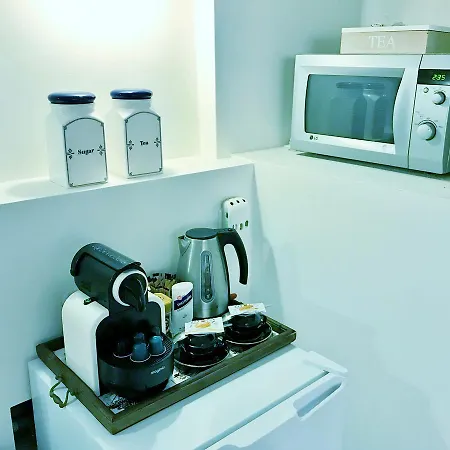 Bed & Breakfast At Amsterdam