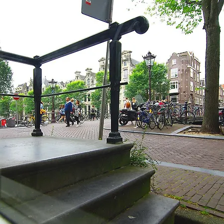 Zandberg - Canal View Bed & Breakfast Amsterdam