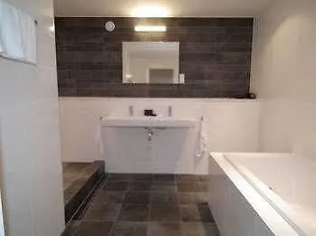 ホテル Cityden Jordan Canal Serviced 4*