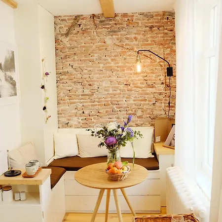 Bed & Breakfast La Vie En Roos