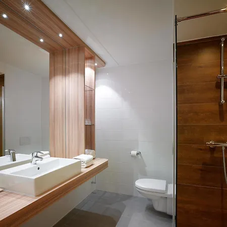 Hotell Gr8 Riverside