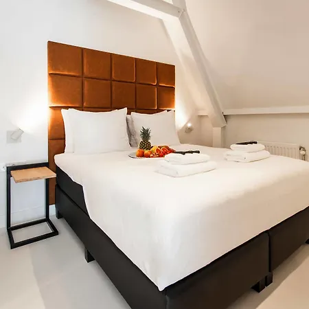 Aparthotel Yays Salthouse Canal 4*