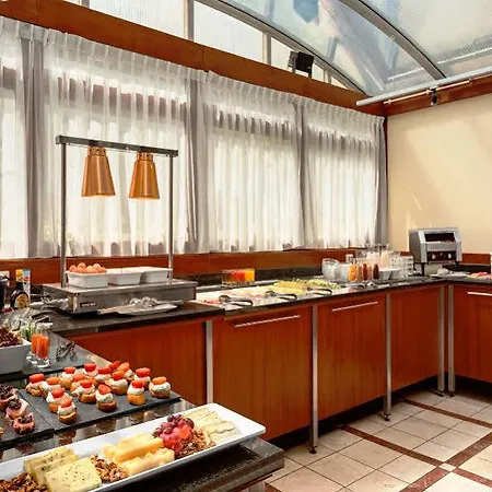 Nh Schiller Hotel